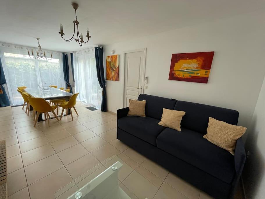 Maison De Vacances Familiale Ouistreham Εξωτερικό φωτογραφία