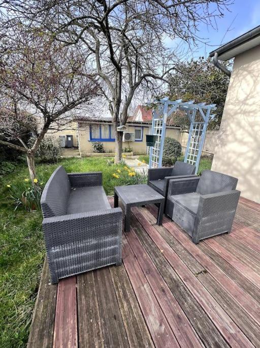 Maison De Vacances Familiale Ouistreham Εξωτερικό φωτογραφία